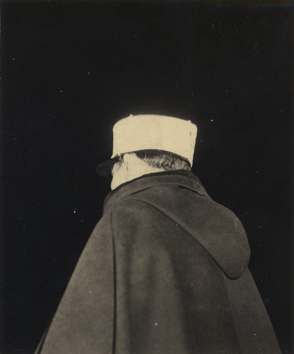 Lucien Hervé, Illés Sarkantyu. Less is More : Lucien Hervé Flic, 1947, vintage signé, 9,2x7,6 cm
